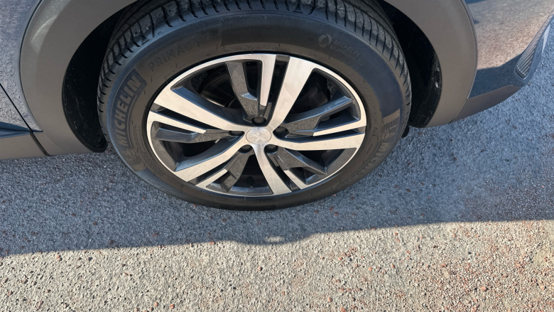 Peugeot 3008 1.2 PureTech Allure Premium+ 5dr Petrol Estate